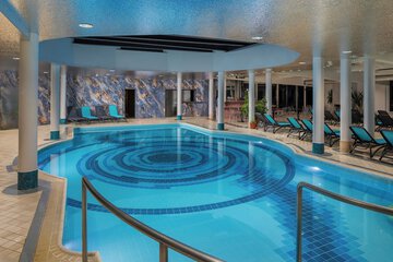 Exercise/lap pool