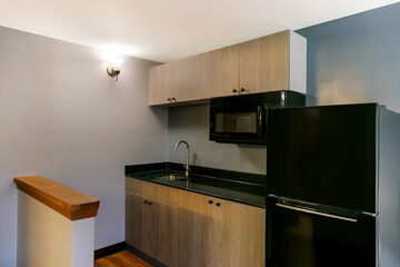 Private kitchenette