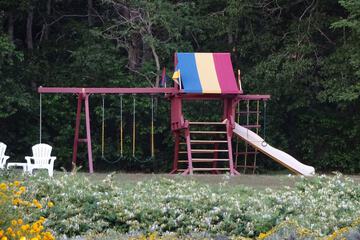 Children's play area - outdoor