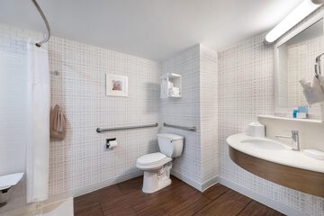 Bathroom shower