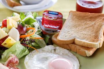 Breakfast meal