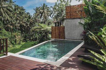 Private pool