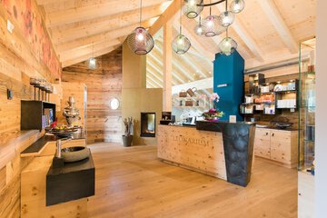 Spa reception