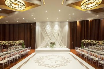 Indoor wedding
