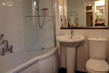 Photo 48