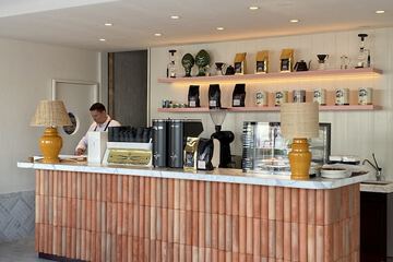 Coffee shop