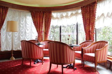 Hotel Bar