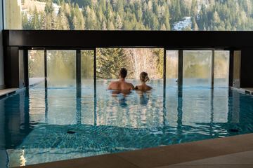Infinity pool