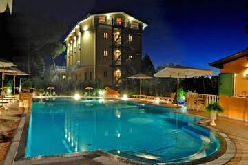 Front of property - evening/night