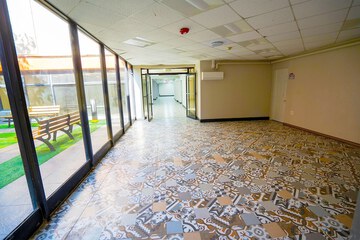 Ballroom/Hall 80 of 90