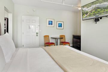 Room 104 of 149