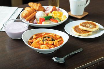 Breakfast buffet