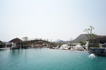 Infinity pool