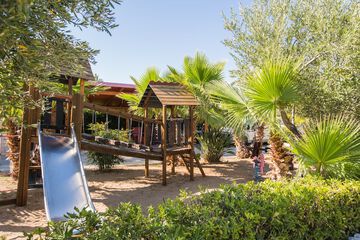 Children's play area - outdoor