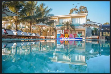 Infinity pool