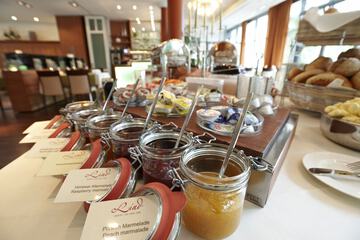 Breakfast buffet