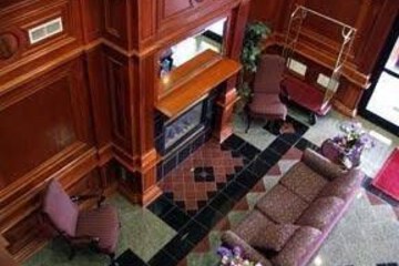  Rodeway Inn Carmel (Previously; Comfort Suites Carmel) 6