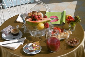Coffee service