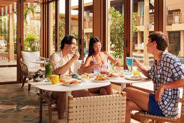 Breakfast area