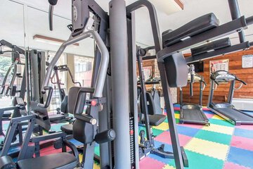 Health and Fitness 32 of 34