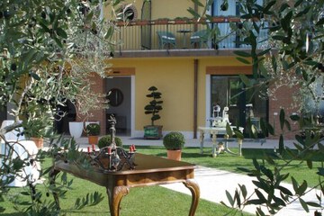 Photo 46