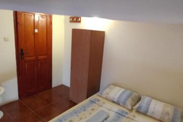 Photo 51