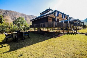 Children's play area - outdoor