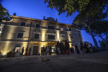 Front of property - evening/night