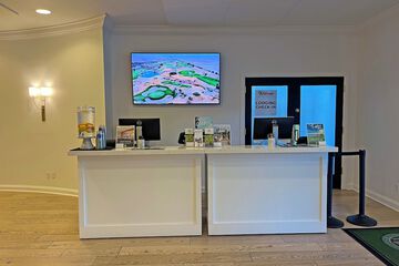 Check-in/check-out kiosk