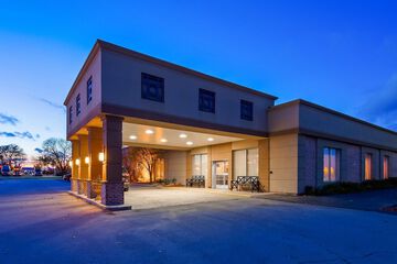 Best Western Crossroads of The Bluffs