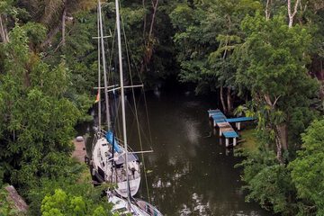 Dock