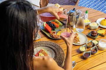 Breakfast meal