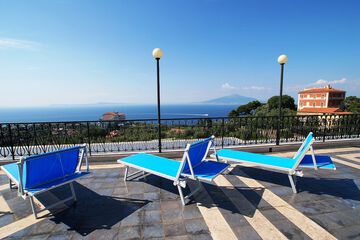 Sundeck
