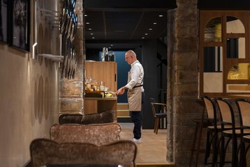 Breakfast area