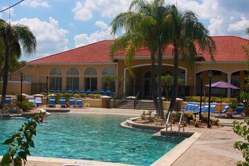 Infinity pool