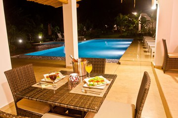Couples dining