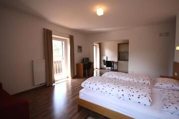 Photo 38