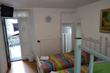 guest_rooms