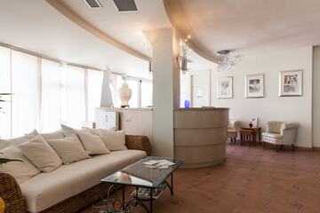 Spa reception