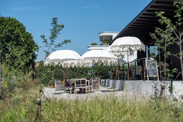 Sundeck