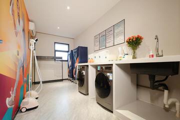 Photo 43