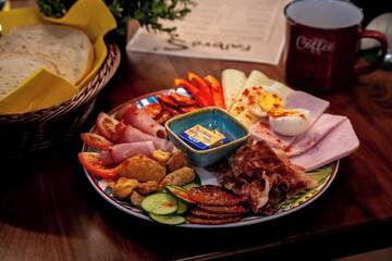 Breakfast meal