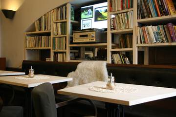 Coffee shop