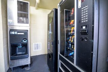 Vending machine