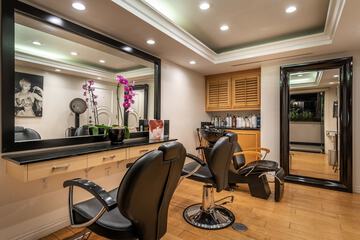 Hair salon
