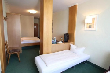 guest_rooms