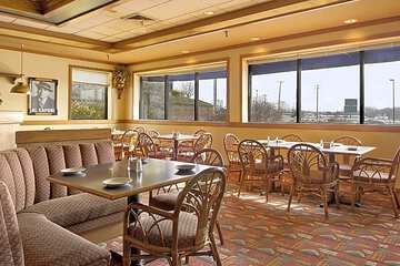 Ramada by Wyndham Batesville