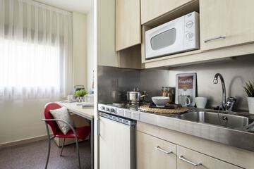 Private kitchenette