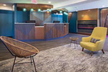 Check-in/check-out kiosk