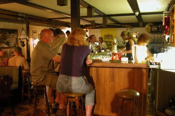 Sports bar